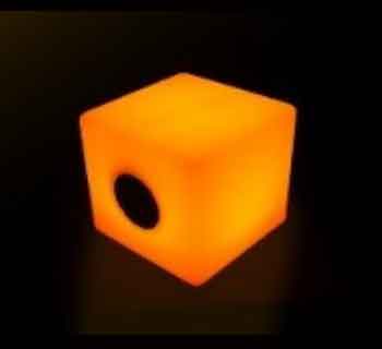 CUBE ORANGE (40 cm)