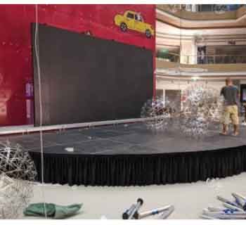 Podium demi cercle en aluminium 200m²